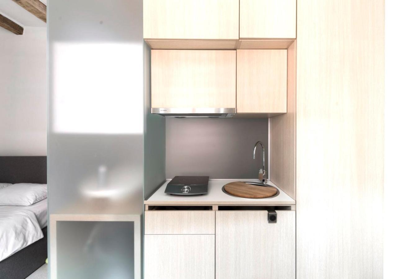 Labum Accommodations Izola Exterior foto