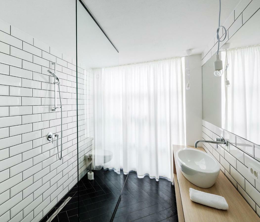 Labum Accommodations Izola Exterior foto