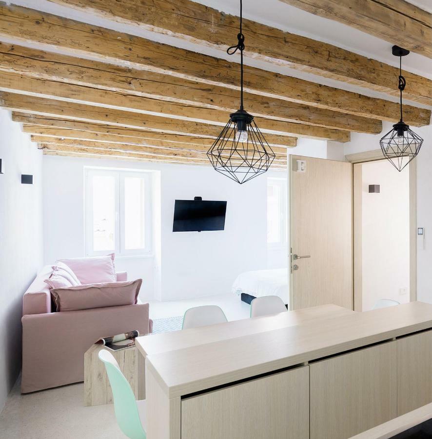 Labum Accommodations Izola Exterior foto